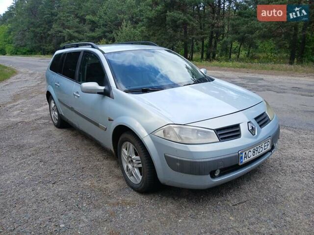 Серый Рено Меган, объемом двигателя 1.87 л и пробегом 300 тыс. км за 2999 $, фото 1 на Automoto.ua