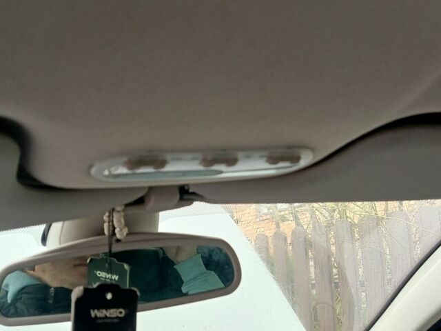 Сірий Рено Меган, об'ємом двигуна 1.6 л та пробігом 307 тис. км за 1800 $, фото 9 на Automoto.ua