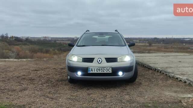 Сірий Рено Меган, об'ємом двигуна 1.6 л та пробігом 230 тис. км за 4300 $, фото 7 на Automoto.ua