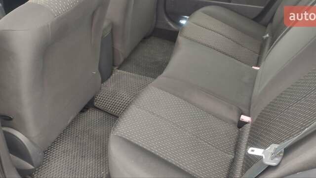 Сірий Рено Меган, об'ємом двигуна 1.6 л та пробігом 230 тис. км за 4300 $, фото 13 на Automoto.ua