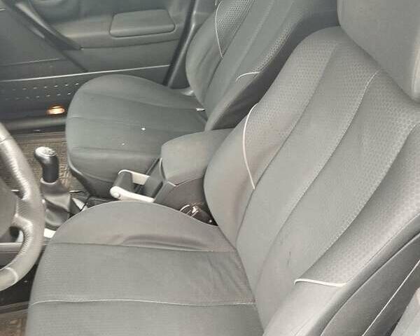 Сірий Рено Меган, об'ємом двигуна 1.6 л та пробігом 257 тис. км за 4600 $, фото 7 на Automoto.ua