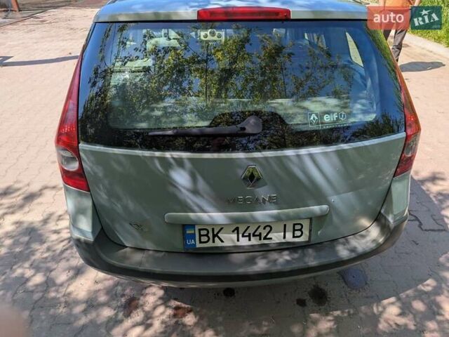 Серый Рено Меган, объемом двигателя 2 л и пробегом 112 тыс. км за 4000 $, фото 3 на Automoto.ua