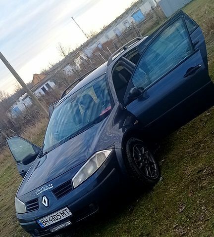 Сірий Рено Меган, об'ємом двигуна 1.5 л та пробігом 400 тис. км за 4000 $, фото 5 на Automoto.ua