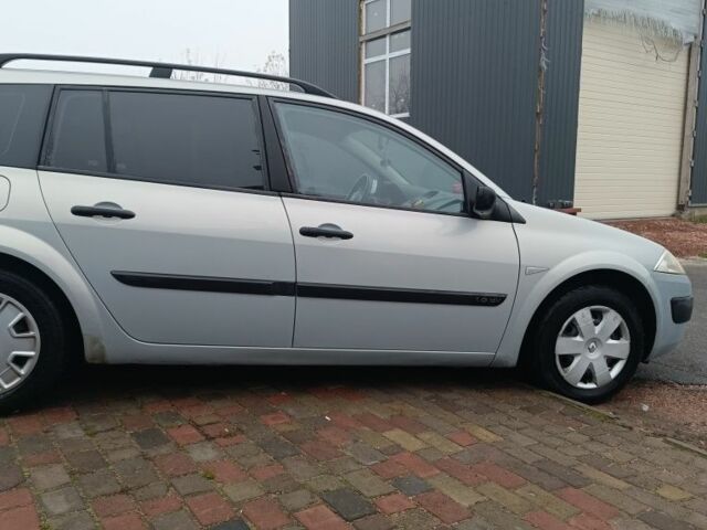 Серый Рено Меган, объемом двигателя 1.6 л и пробегом 280 тыс. км за 3400 $, фото 3 на Automoto.ua