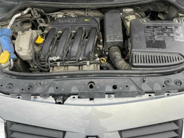 Серый Рено Меган, объемом двигателя 1.4 л и пробегом 204 тыс. км за 3750 $, фото 10 на Automoto.ua