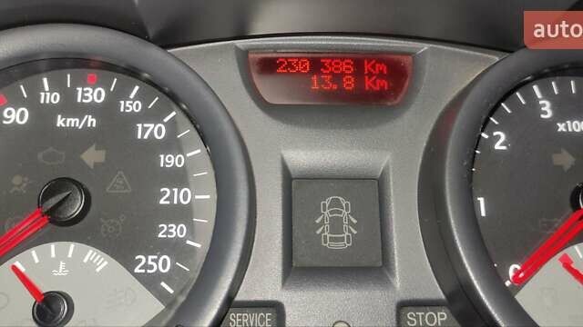 Сірий Рено Меган, об'ємом двигуна 1.6 л та пробігом 230 тис. км за 4300 $, фото 24 на Automoto.ua