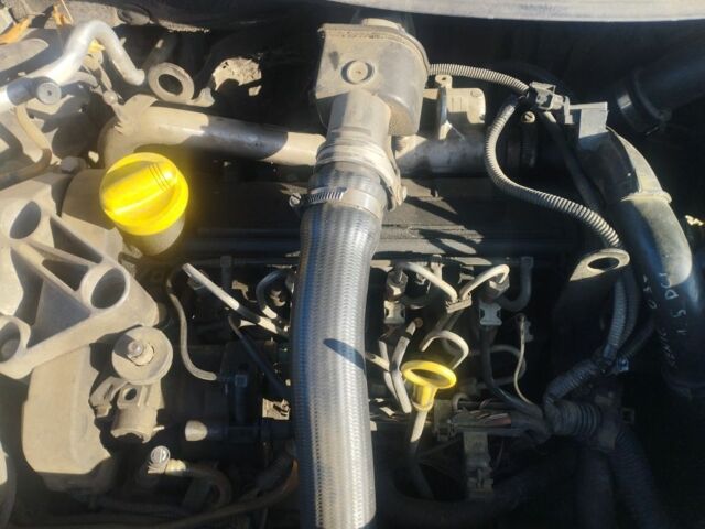 Сірий Рено Меган, об'ємом двигуна 1.5 л та пробігом 300 тис. км за 4000 $, фото 7 на Automoto.ua