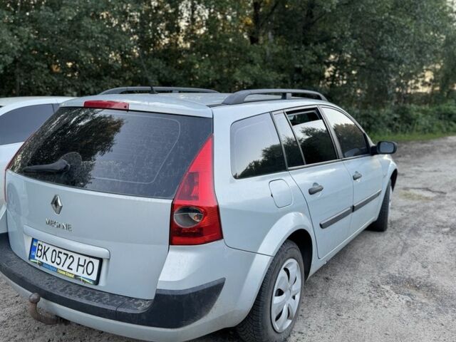 Серый Рено Меган, объемом двигателя 1.6 л и пробегом 300 тыс. км за 3800 $, фото 2 на Automoto.ua