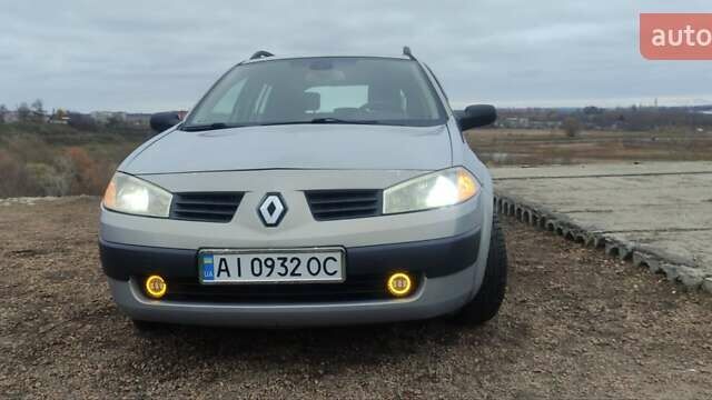 Сірий Рено Меган, об'ємом двигуна 1.6 л та пробігом 230 тис. км за 4300 $, фото 5 на Automoto.ua