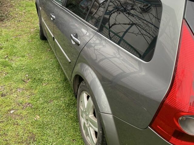 Серый Рено Меган, объемом двигателя 0 л и пробегом 200 тыс. км за 5200 $, фото 2 на Automoto.ua