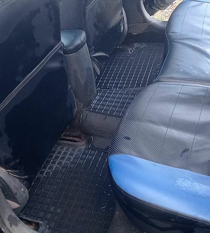 Сірий Рено Меган, об'ємом двигуна 1.5 л та пробігом 400 тис. км за 4000 $, фото 3 на Automoto.ua