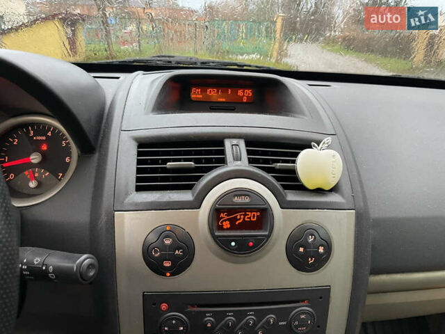 Сірий Рено Меган, об'ємом двигуна 1.6 л та пробігом 210 тис. км за 4555 $, фото 38 на Automoto.ua