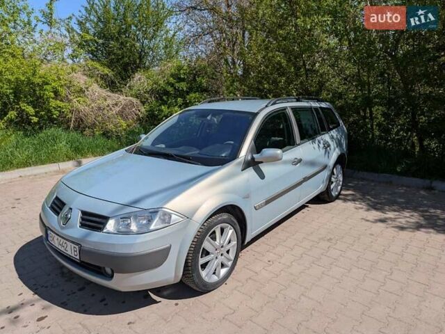 Серый Рено Меган, объемом двигателя 2 л и пробегом 112 тыс. км за 4000 $, фото 1 на Automoto.ua