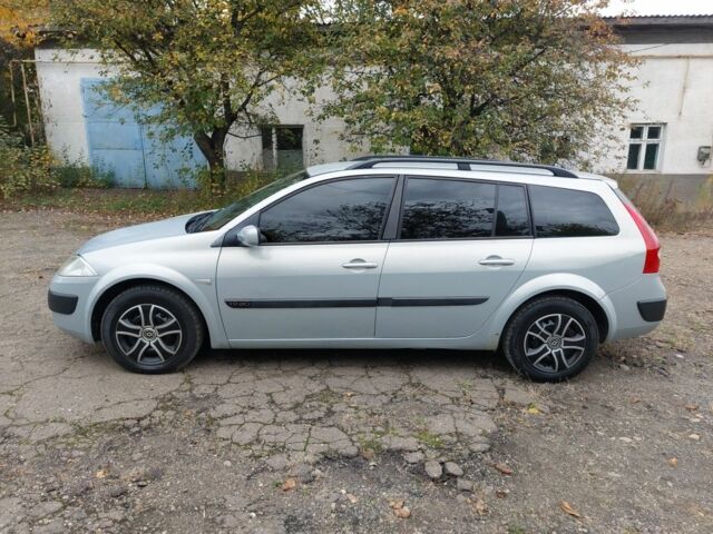 Серый Рено Меган, объемом двигателя 1.9 л и пробегом 240 тыс. км за 4000 $, фото 13 на Automoto.ua