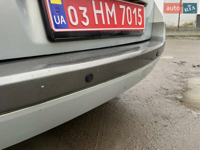 Сірий Рено Меган, об'ємом двигуна 1.6 л та пробігом 210 тис. км за 4555 $, фото 30 на Automoto.ua