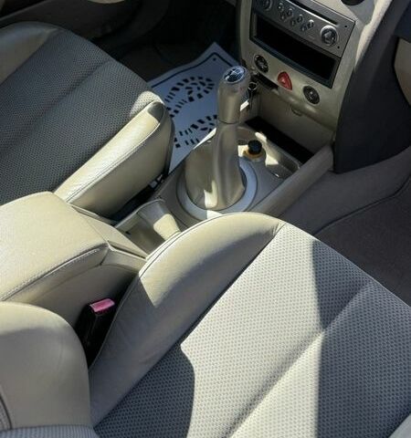 Сірий Рено Меган, об'ємом двигуна 1.6 л та пробігом 172 тис. км за 4499 $, фото 113 на Automoto.ua