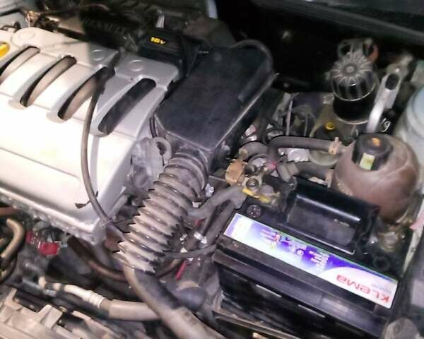 Сірий Рено Меган, об'ємом двигуна 1.4 л та пробігом 150 тис. км за 3000 $, фото 4 на Automoto.ua