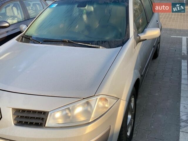 Серый Рено Меган, объемом двигателя 1.87 л и пробегом 410 тыс. км за 4200 $, фото 2 на Automoto.ua