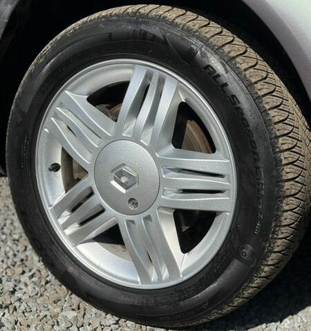 Сірий Рено Меган, об'ємом двигуна 1.6 л та пробігом 172 тис. км за 4499 $, фото 45 на Automoto.ua