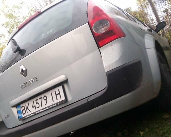 Серый Рено Меган, объемом двигателя 1.6 л и пробегом 160 тыс. км за 4200 $, фото 1 на Automoto.ua