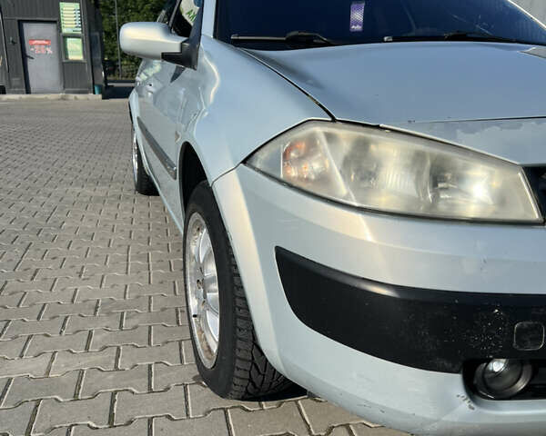 Серый Рено Меган, объемом двигателя 1.87 л и пробегом 122 тыс. км за 4150 $, фото 2 на Automoto.ua