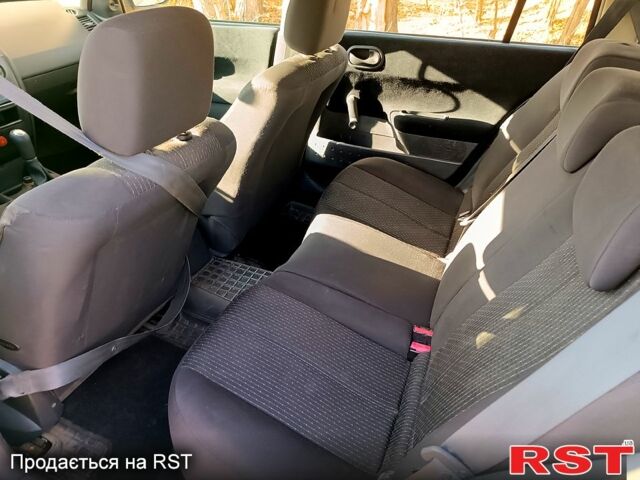 Сірий Рено Меган, об'ємом двигуна 1.5 л та пробігом 315 тис. км за 4299 $, фото 6 на Automoto.ua