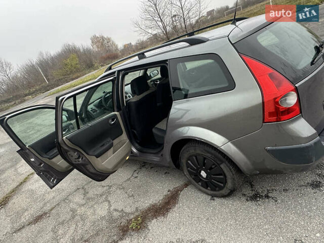 Серый Рено Меган, объемом двигателя 2 л и пробегом 263 тыс. км за 4500 $, фото 14 на Automoto.ua