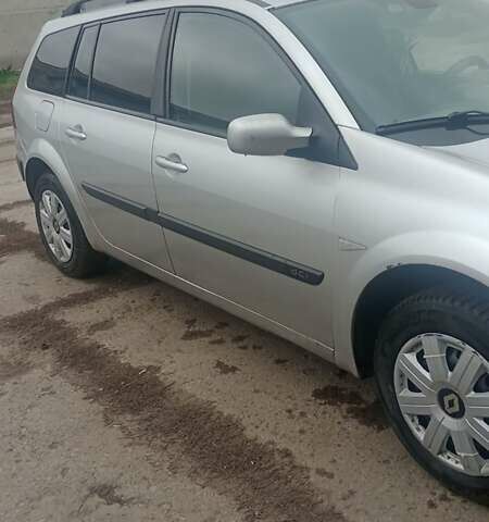 Серый Рено Меган, объемом двигателя 1.5 л и пробегом 245 тыс. км за 4300 $, фото 2 на Automoto.ua