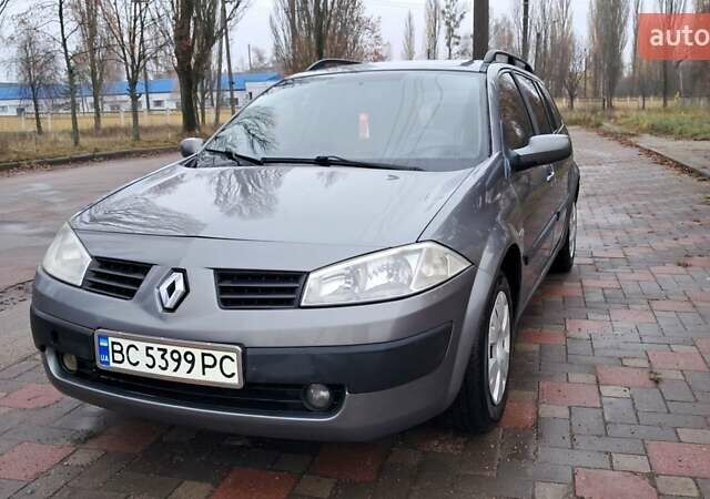 Серый Рено Меган, объемом двигателя 1.46 л и пробегом 407 тыс. км за 3999 $, фото 2 на Automoto.ua