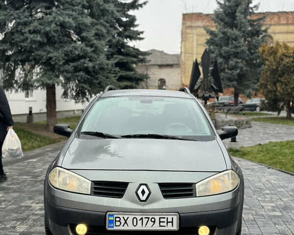 Серый Рено Меган, объемом двигателя 1.6 л и пробегом 300 тыс. км за 3850 $, фото 6 на Automoto.ua