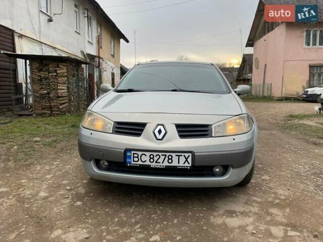 Сірий Рено Меган, об'ємом двигуна 1.6 л та пробігом 175 тис. км за 5200 $, фото 2 на Automoto.ua