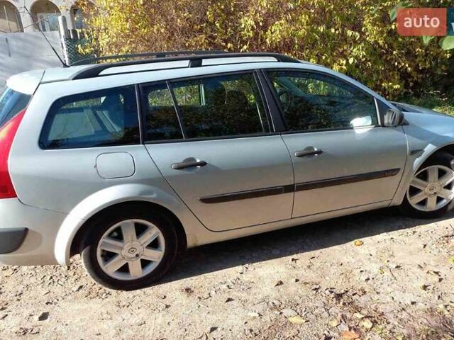 Серый Рено Меган, объемом двигателя 1.6 л и пробегом 227 тыс. км за 4550 $, фото 1 на Automoto.ua