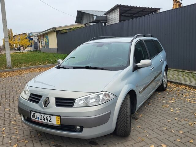 Серый Рено Меган, объемом двигателя 1.6 л и пробегом 204 тыс. км за 4950 $, фото 7 на Automoto.ua