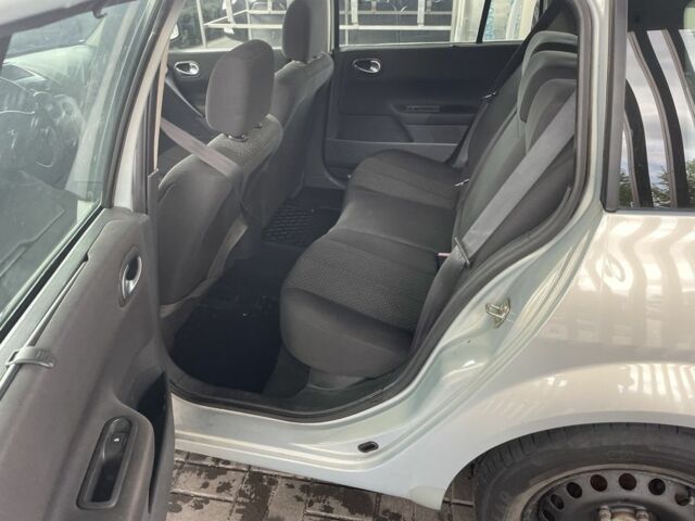 Рено Меган 2004 в Черкассах на Automoto.ua Серый Рено Меган, объемом двигателя 1.9 л и пробегом 250 тыс. км за 3800 $, фото 3 на Automoto.ua