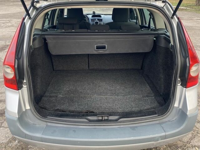 Серый Рено Меган, объемом двигателя 1.6 л и пробегом 272 тыс. км за 4700 $, фото 8 на Automoto.ua