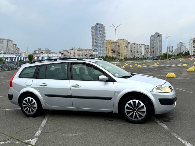 Серый Рено Меган, объемом двигателя 1.5 л и пробегом 299 тыс. км за 3999 $, фото 3 на Automoto.ua