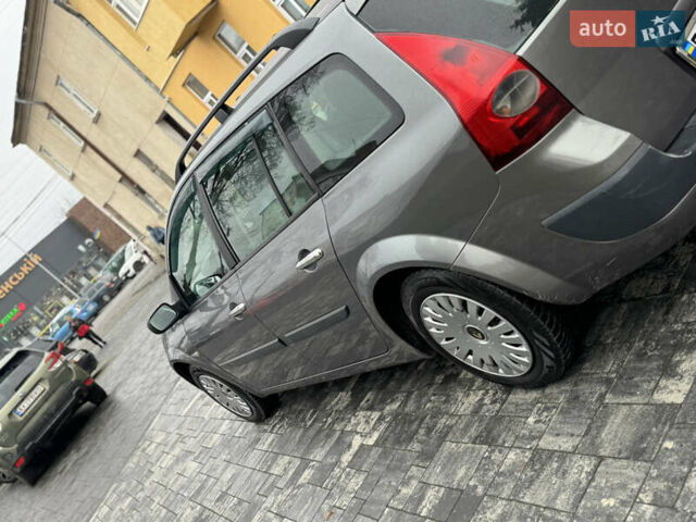 Серый Рено Меган, объемом двигателя 1.6 л и пробегом 300 тыс. км за 3850 $, фото 14 на Automoto.ua