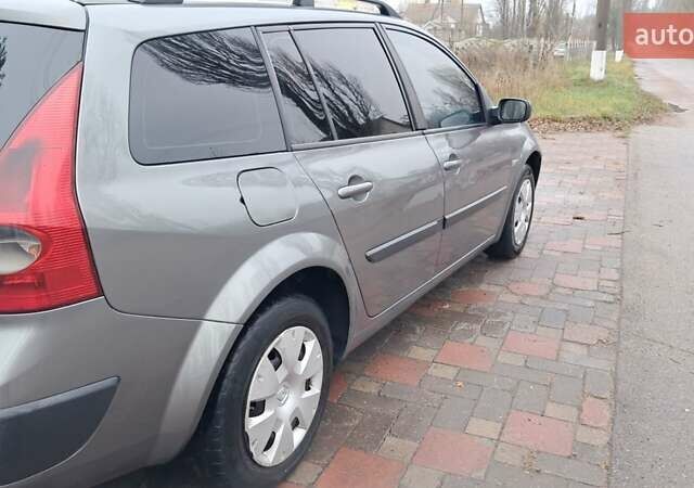 Серый Рено Меган, объемом двигателя 1.46 л и пробегом 407 тыс. км за 3999 $, фото 10 на Automoto.ua