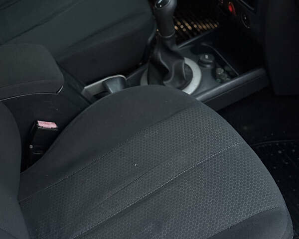 Сірий Рено Меган, об'ємом двигуна 1.46 л та пробігом 351 тис. км за 3900 $, фото 27 на Automoto.ua