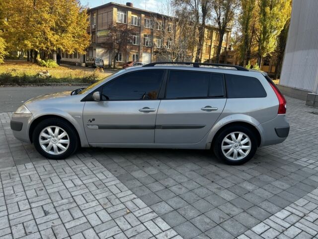 Серый Рено Меган, объемом двигателя 1.6 л и пробегом 220 тыс. км за 3900 $, фото 6 на Automoto.ua