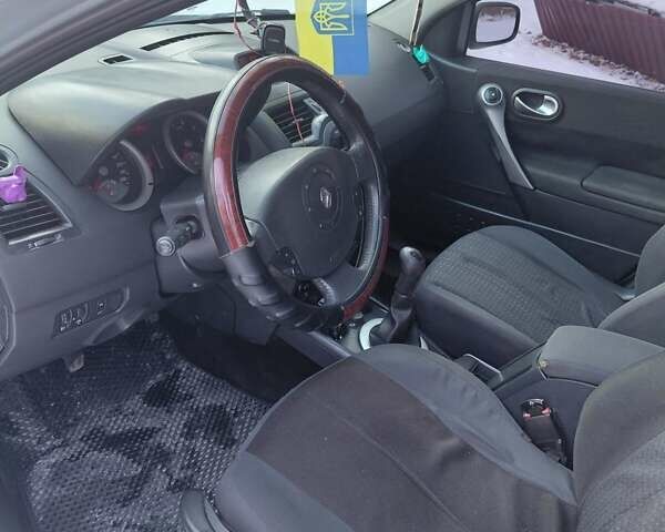 Серый Рено Меган, объемом двигателя 1.5 л и пробегом 320 тыс. км за 4500 $, фото 6 на Automoto.ua