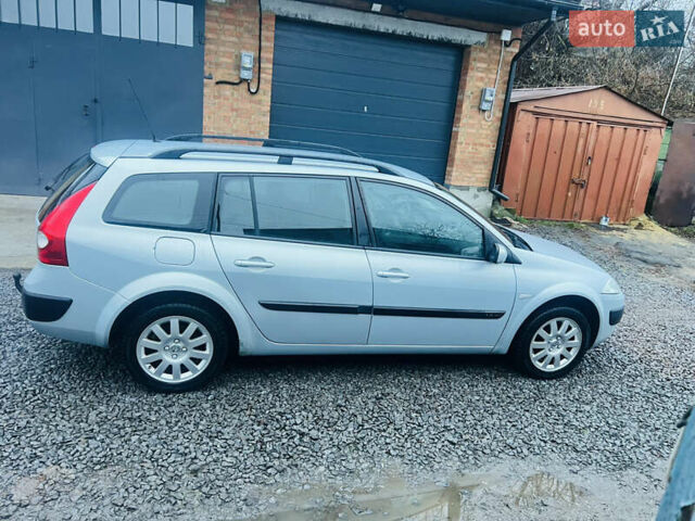 Серый Рено Меган, объемом двигателя 1.39 л и пробегом 207 тыс. км за 4600 $, фото 7 на Automoto.ua