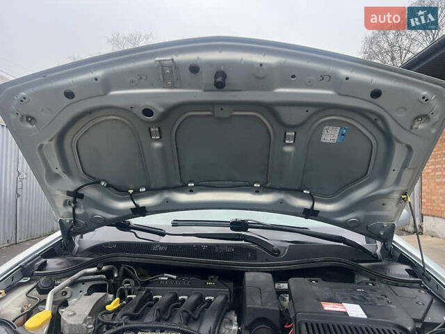 Серый Рено Меган, объемом двигателя 1.39 л и пробегом 207 тыс. км за 4600 $, фото 47 на Automoto.ua