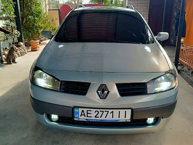 Серый Рено Меган, объемом двигателя 1.9 л и пробегом 314 тыс. км за 4700 $, фото 1 на Automoto.ua