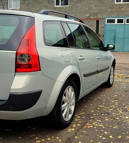 Сірий Рено Меган, об'ємом двигуна 1.6 л та пробігом 256 тис. км за 4500 $, фото 6 на Automoto.ua