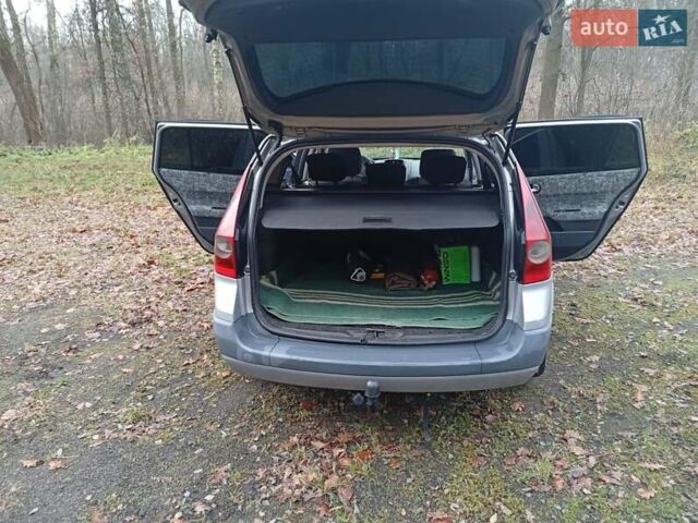 Серый Рено Меган, объемом двигателя 1.5 л и пробегом 275 тыс. км за 4150 $, фото 18 на Automoto.ua