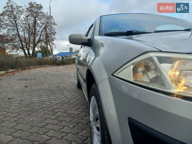 Сірий Рено Меган, об'ємом двигуна 1.6 л та пробігом 257 тис. км за 3999 $, фото 9 на Automoto.ua