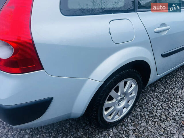 Серый Рено Меган, объемом двигателя 1.39 л и пробегом 207 тыс. км за 4600 $, фото 22 на Automoto.ua