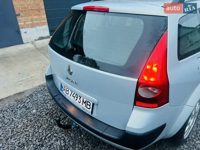 Серый Рено Меган, объемом двигателя 1.39 л и пробегом 207 тыс. км за 4600 $, фото 24 на Automoto.ua