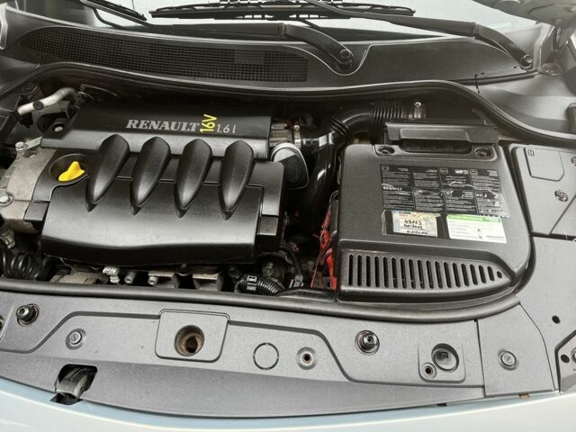 Серый Рено Меган, объемом двигателя 0.16 л и пробегом 179 тыс. км за 4950 $, фото 8 на Automoto.ua